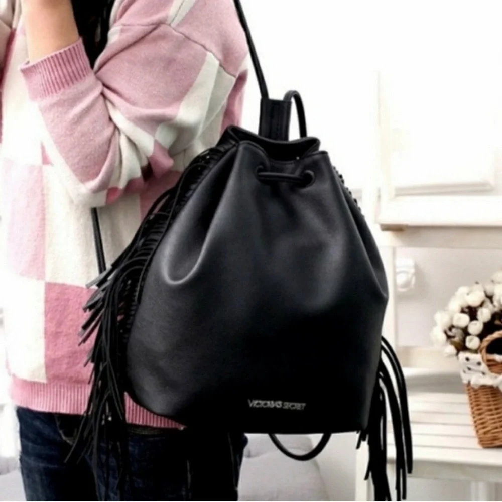NWOT VICTORIA’S SECRET black boho fringe bag - Picture 2 of 12